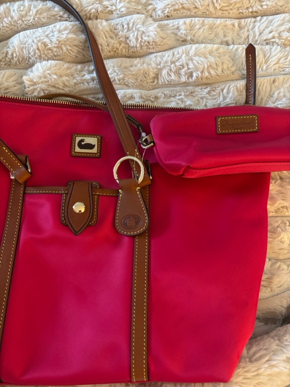 Dooney & Bourke Wayfarer Nylon Zip Tote Fuchsia accents Brown leather Trim NWT - Picture 6 of 12